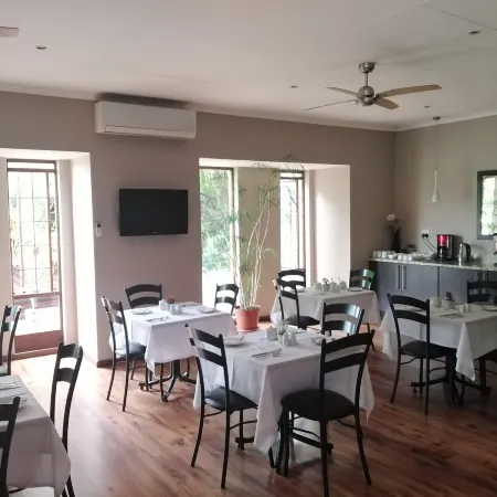 Acacia Guest House