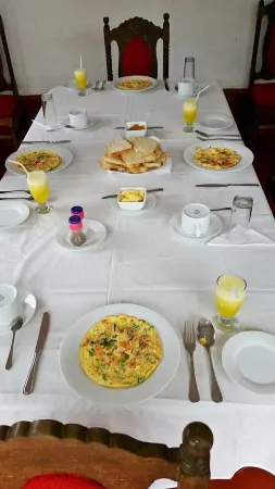 Hotel Saji-Sami Отели рядом с достопримечательностью «Анурадхапура»