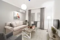 Rodina Suites Hotel
