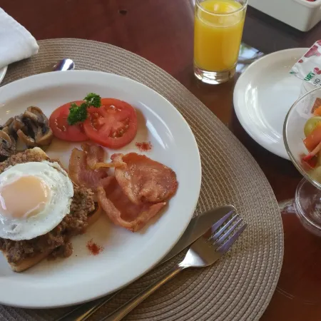 Bayswater Lodge