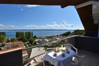 Apartments Ana - Parkplatz