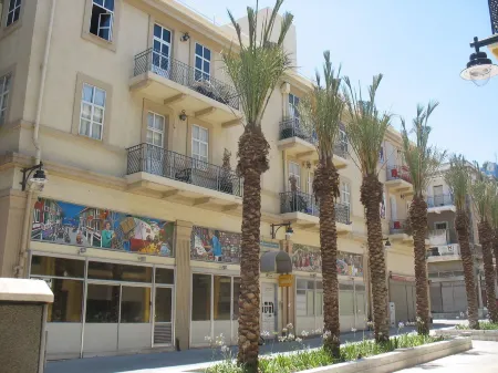 1926 Designed ApartHotel Отели в г. Хайфа