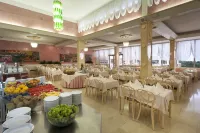 Hotel Istra Plava Laguna - breakfast