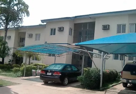 Dumeros Отели рядом с достопримечательностью «Терминал аэропорта Абуджа Ннамди Азикиве»