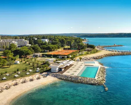 Aminess Vival Maestral Hotel Hotels in Novigrad