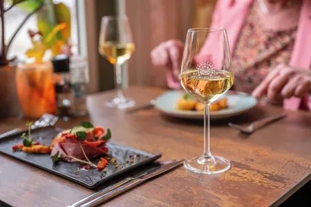 Hotel Spoorzicht & Spa Отели в г. Делфзейл