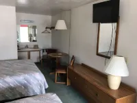 Flag's West Motel - 2-Star