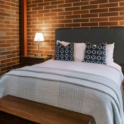 Standard Queen Room Napa River Inn Promo Code