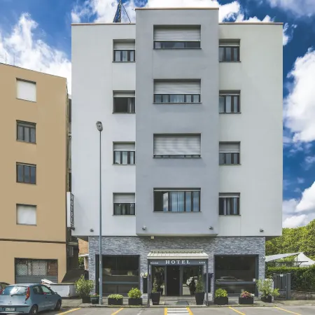 Piccolo Hotel Allamano Отели рядом с достопримечательностью «Арена «ПалаРуффини»»