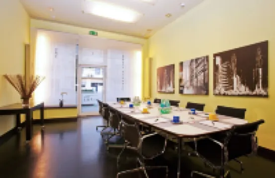 杜塞爾多夫寄宿式酒店