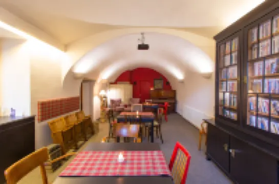 Der Eberhard - Sleep & Dine A9 Exit 133 Hotels in Oberaich