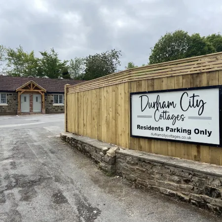 Durham City Cottages Отели рядом с достопримечательностью «Железнодорожный вокзал Дарема»