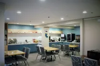 Country Inn & Suites by Radisson, Monterey Beachfront-Marina, CA Hotel a Marina