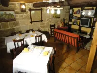 Casa Rural Rectoral de Candás Hotels in A Limia