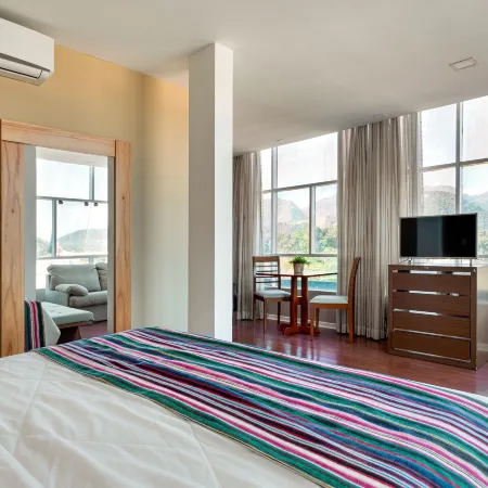 Hotel Petropolis Inn