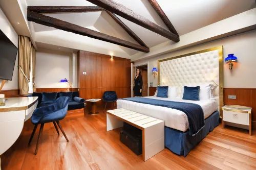 ซานตาโกรเช บูทีคโฮเทล - โรแมนติก