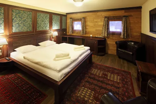 Boat Hotel Matylda