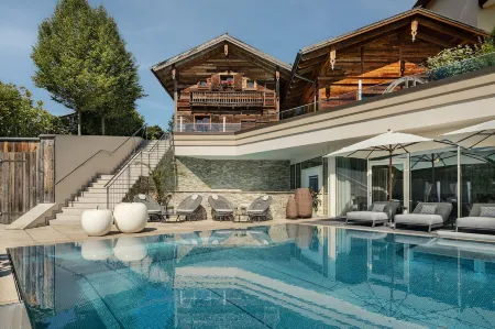 Wellness- & Sporthotel Jagdhof Отели в г. Маут