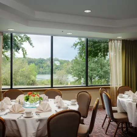 Holiday Inn AUSTIN-TOWN LAKE by IHG