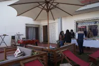 Villa Mahefa - WiFi Fibre - Parking & Jardin - Netflix - Hôtel Proche RN1, RN4, RN7 - 2-Star
