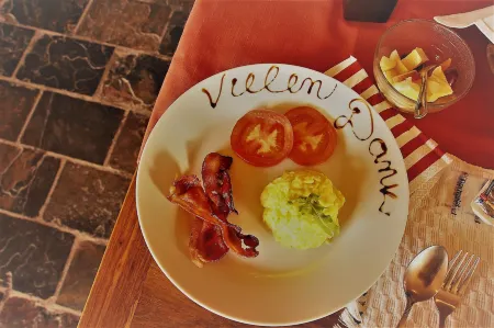 Aloegrove Safari Lodge Отели в г. Очиваронго