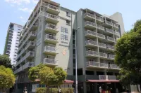 Luma Luma Holiday Apartments Hotels in Darwin