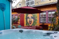 The Blue60 Marigny Inn