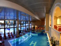 Hotel Horizont Hotels near Archaeological Collection