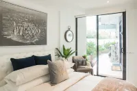 Mega Style Apartments Richmond - Parking