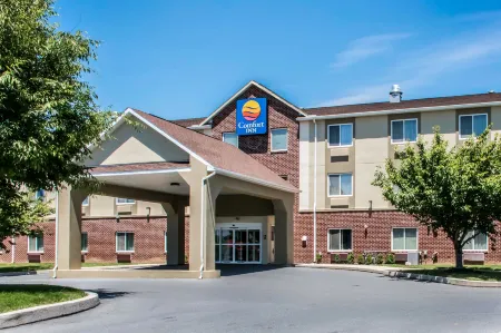 Comfort Inn Lancaster County Отели в г. Манор Тауншип