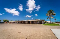 Carnarvon Motel Hotel di Brockman