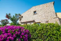 Relais del Borgo- Domo Hotels in San Teodoro