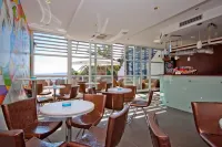 Hotel Ballet School - Breakfast