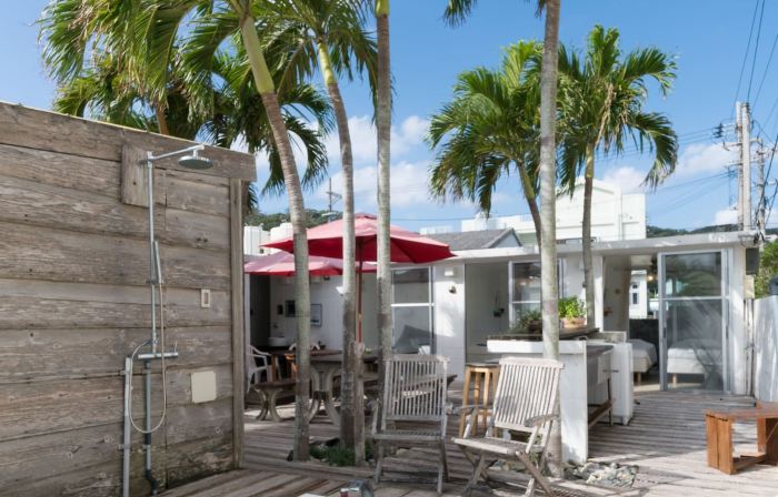 Hanamuro Inn AKA Island