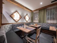 Central Hotel & Apart Mit Landhaus Central - Breakfast