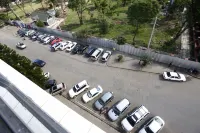 Merica Hotel - parking