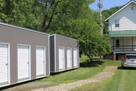 Charming 3-bedroom house with WiFi and AC in Athens