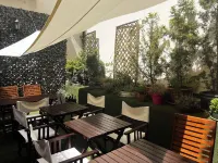 Castle Inn - Homestays
