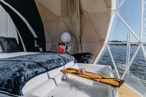 HT Houseboats - Domki na Wodzie - Sauna, Lake View - 4-Star