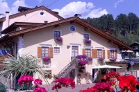 ホテル サルバネル ボスケット ローランド ディ ダプラ マリア マッダレーナ