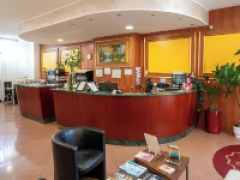 Hotel Cavour Resort Hotels in Moncalieri