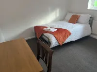 The Coral Guest House Winchester Hotels in Itchen Valley