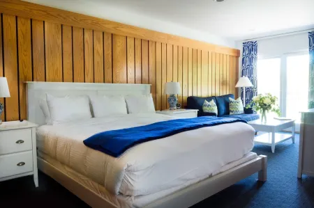 Leland Lodge