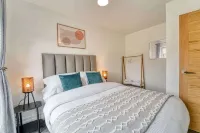 Host & Stay - Coney Green