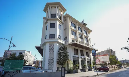 Jivanta Shirdi Отели рядом с достопримечательностью «Shree Saibaba Sansthan Trust, Shirdi»