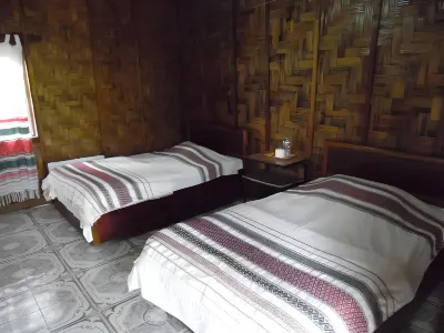 Phou Iu II Bungalow Hoteles cerca de Muang Sing Museum