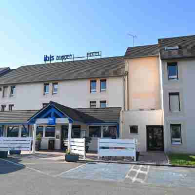 Hotel Ibis Budget Laval Hotel Exterior