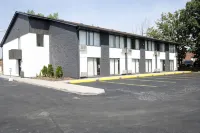 Comfort Inn - 주차장
