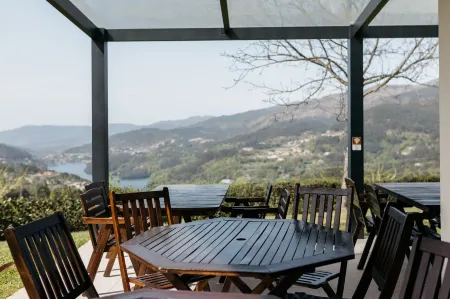 Quinta do Bento Отели в г. Аниссо