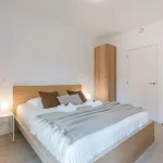 سبيشوس هاوس كلوس تو ذا بيتش